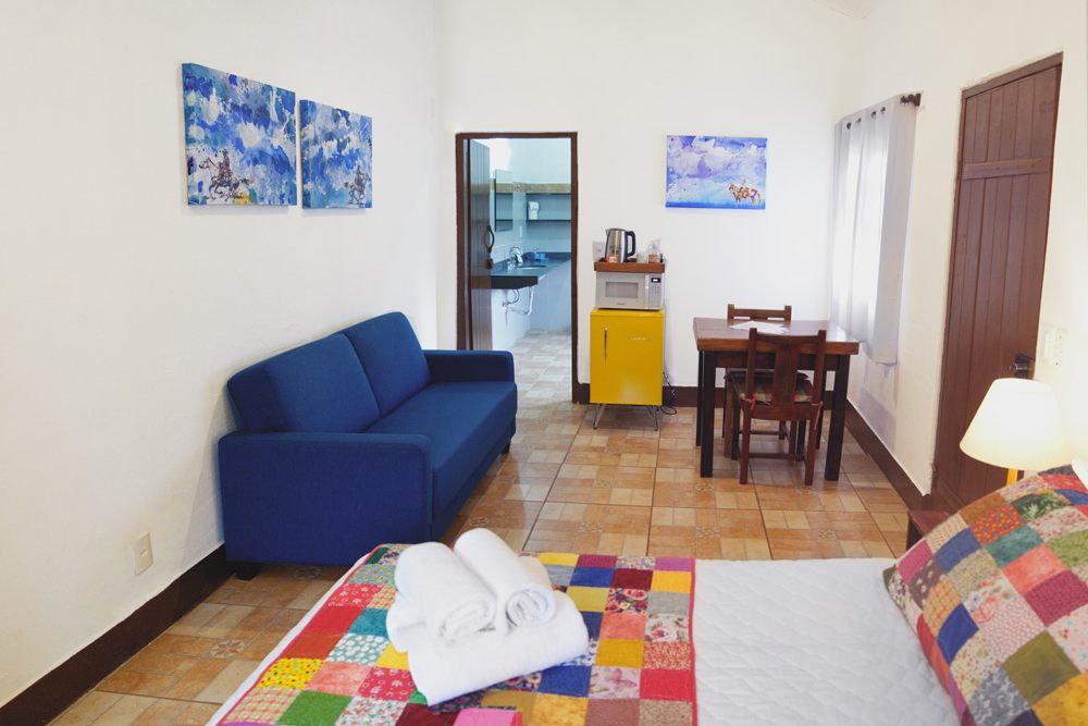 Quarto e sala do Chalé 15