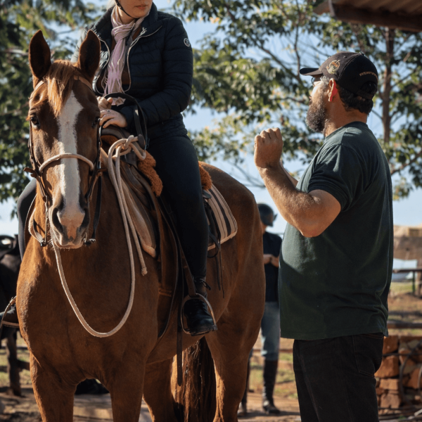Mulher na cavalgada