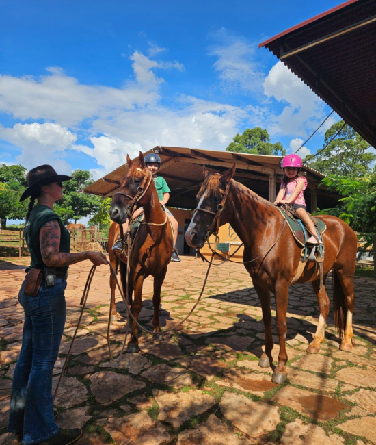 cavalgada-puxada-crianças